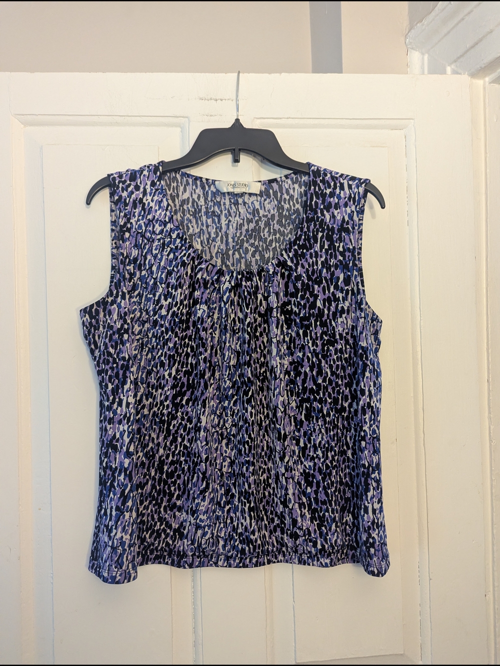 Jones Studio Purple and Black Printed Sleeveless Camisole